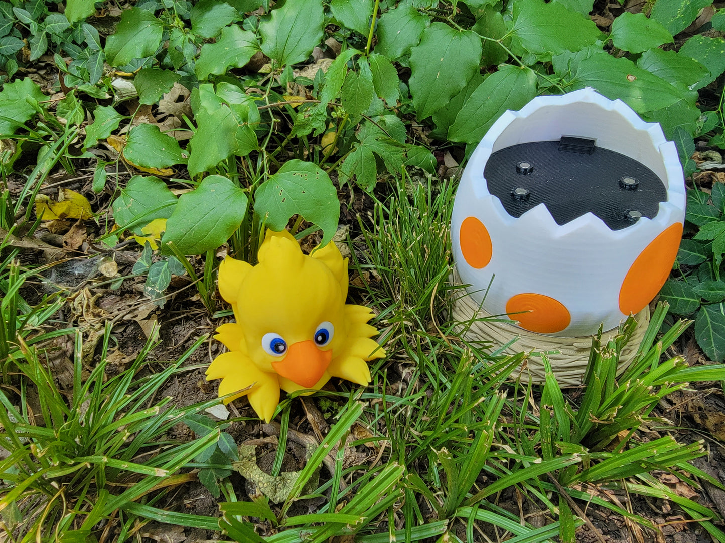 Chocobo Hatchling Deck Cradle